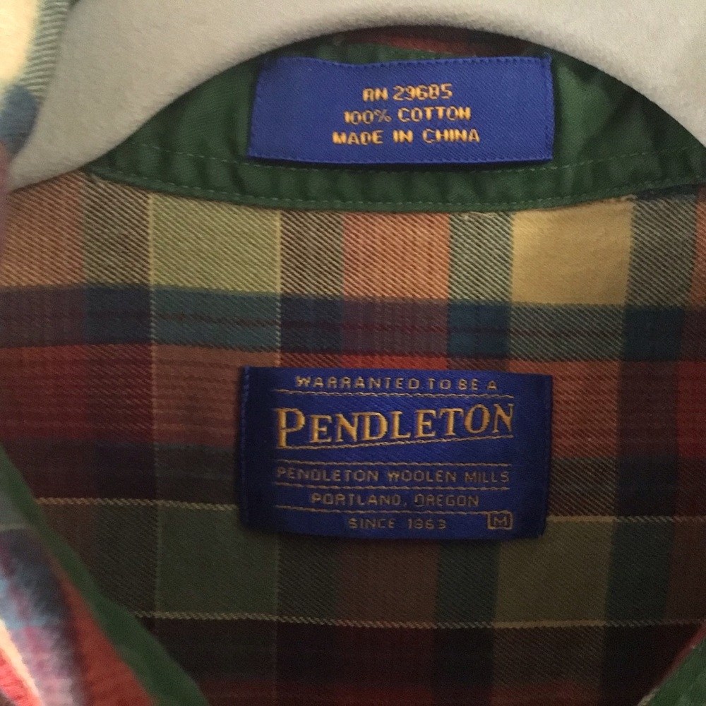 Pendleton Plaid Cotton Button Down. Medium - image 3